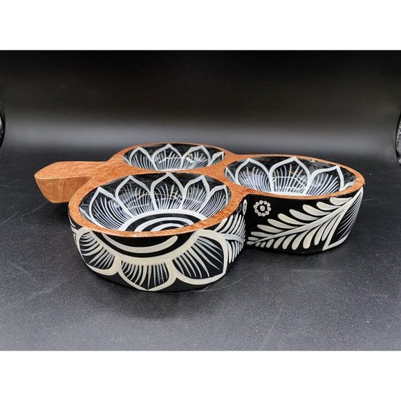 Hand Painted Puerto Vallarta Floral Mexican Folk Art Wooden 3 Section Nut Bowl - Picture 4 of 12